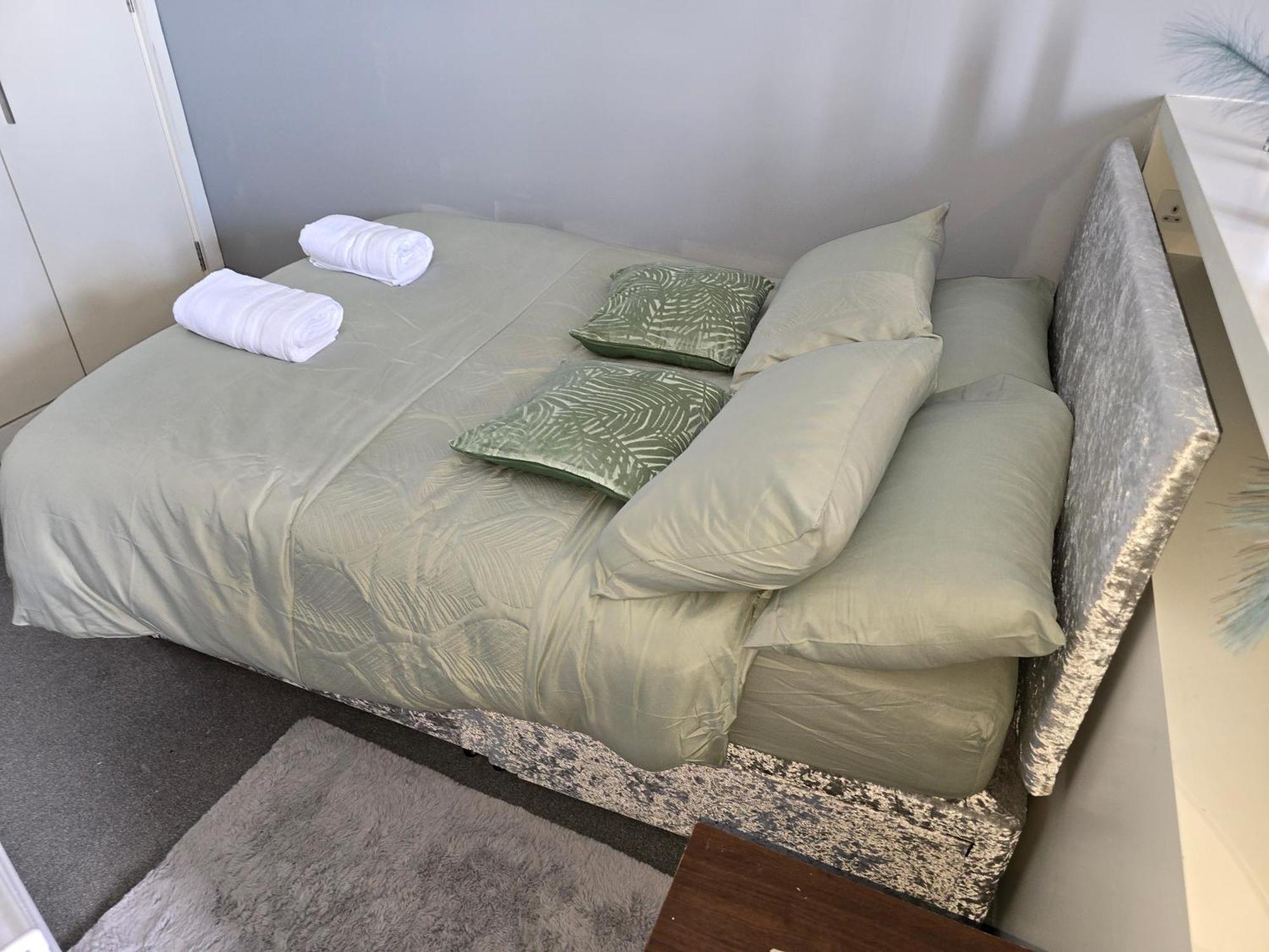 2-Bed Studio At The Heart Of Birmingham City Center Exterior photo