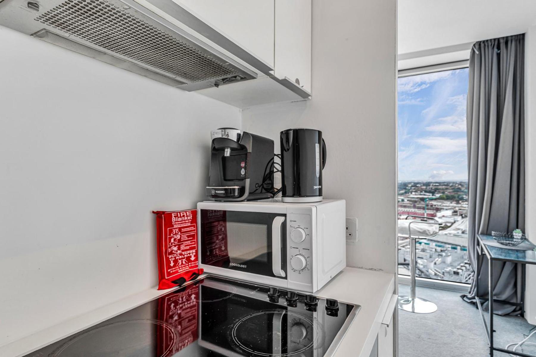2-Bed Studio At The Heart Of Birmingham City Center Exterior photo