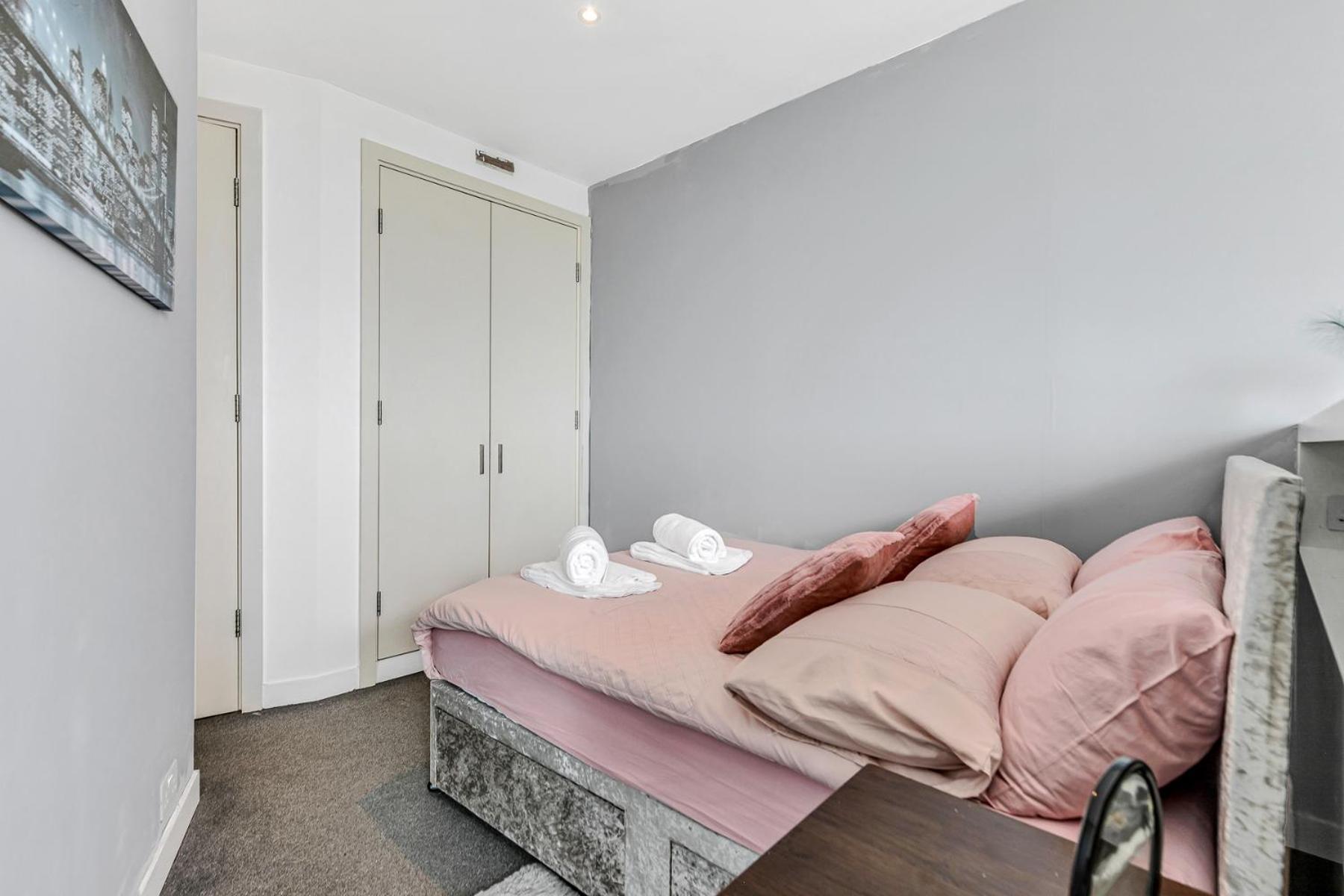 2-Bed Studio At The Heart Of Birmingham City Center Exterior photo